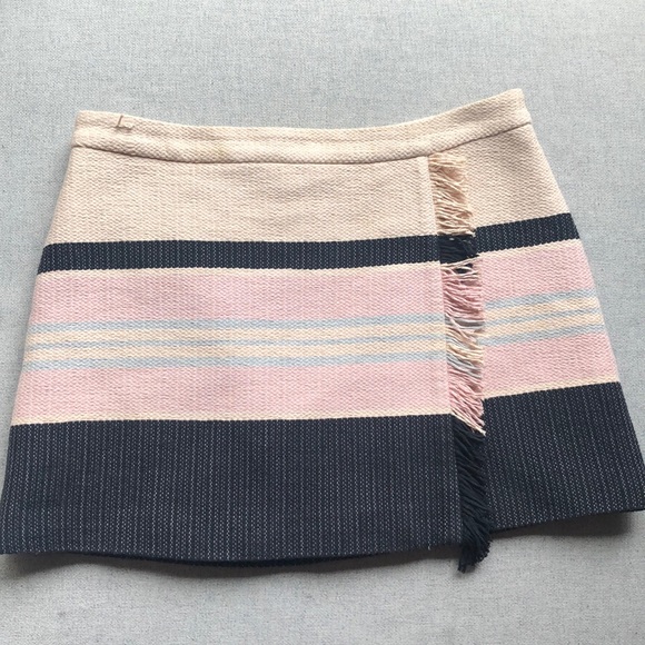 BCBG Mallika Skirt in Almond Blossom Combo - Picture 2 of 8